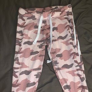 Super cute camouflage baby pink joggers